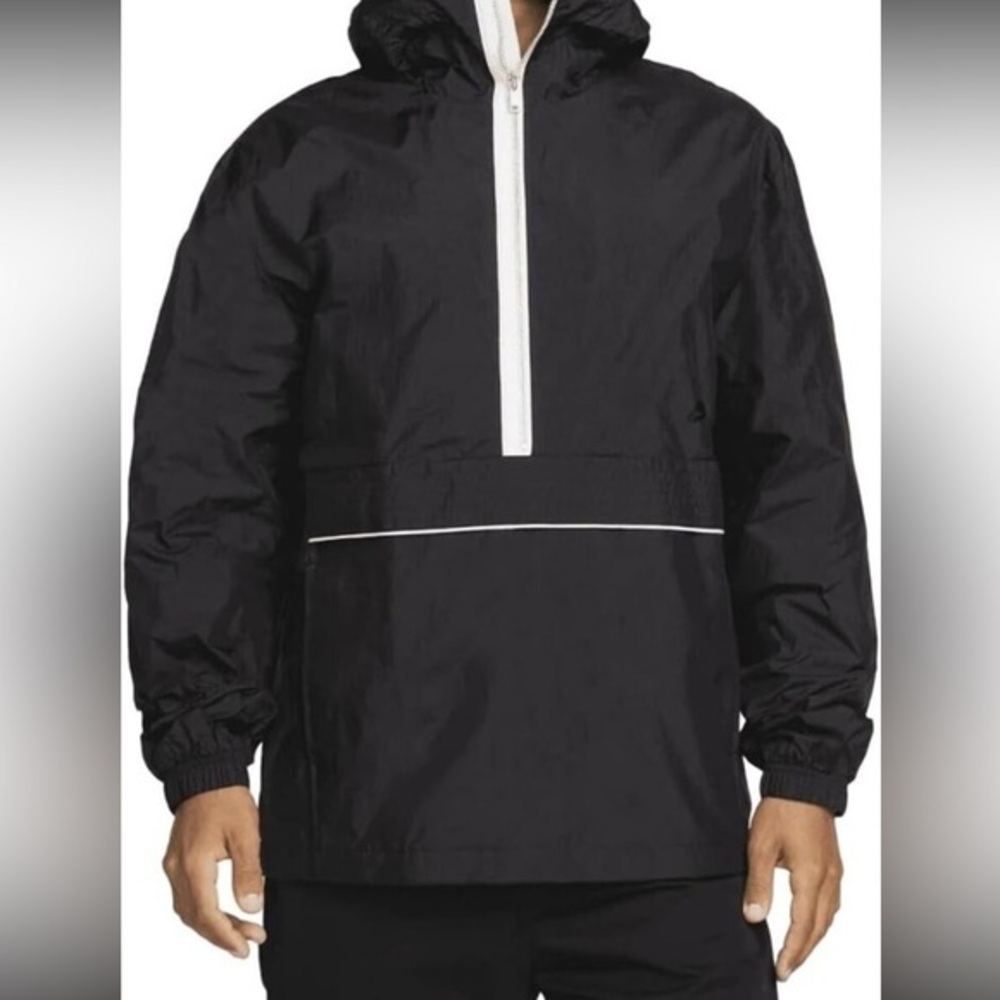 Nike Storm-FIT Windrunner Jacket
Style FD4664-010 Size XL wind breaker pullover